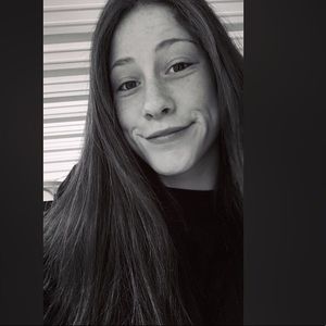 Meet your Posher, Lily